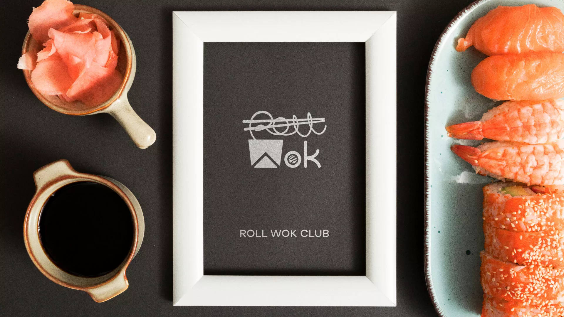 Разработка логотипа суши-бара «Roll Wok Club» в Кировграде